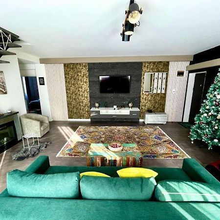 N & G Apartments Rîşnov エクステリア 写真