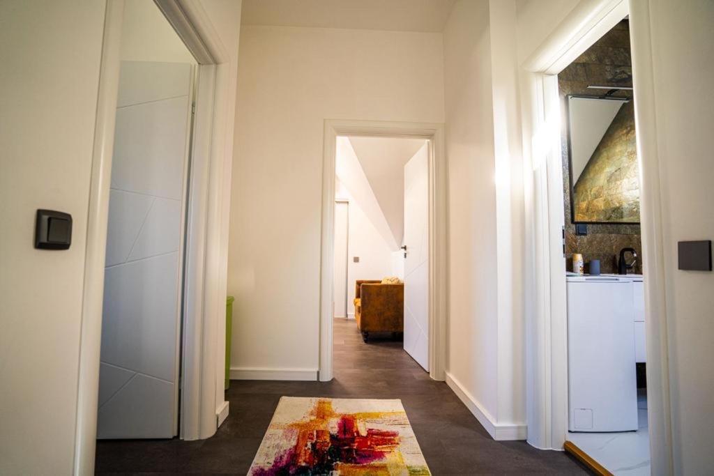 N & G Apartments Rîşnov エクステリア 写真